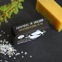 Load image into Gallery viewer, Pisces Star Sign Zodiac Bar - Natural and Vegan Horoscope Soap
