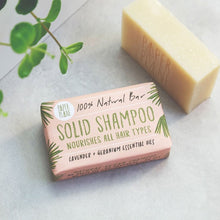 Load image into Gallery viewer, Lavender and Geranium 100% Natural Vegan Plastic-free Solid Shampoo
