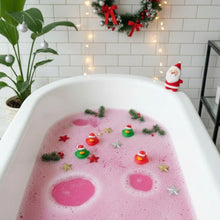 Load image into Gallery viewer, Marry Christmas Watermelon Vanilla Bath Bomb-1
